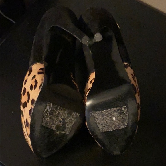 Steve Madden Leopard Pumps - Picture 8 of 8